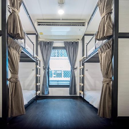 Moon House Hostel Bangkok Extérieur photo