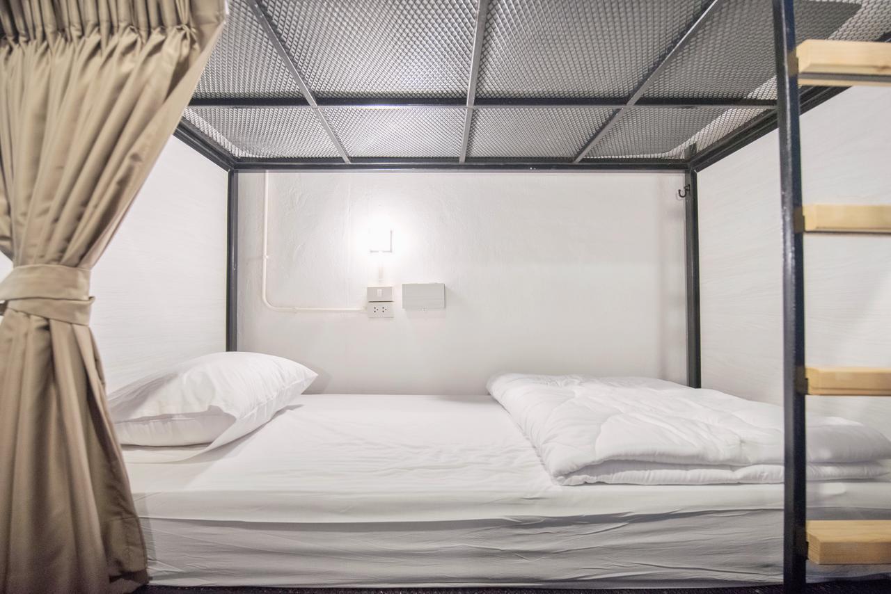 Moon House Hostel Bangkok Extérieur photo