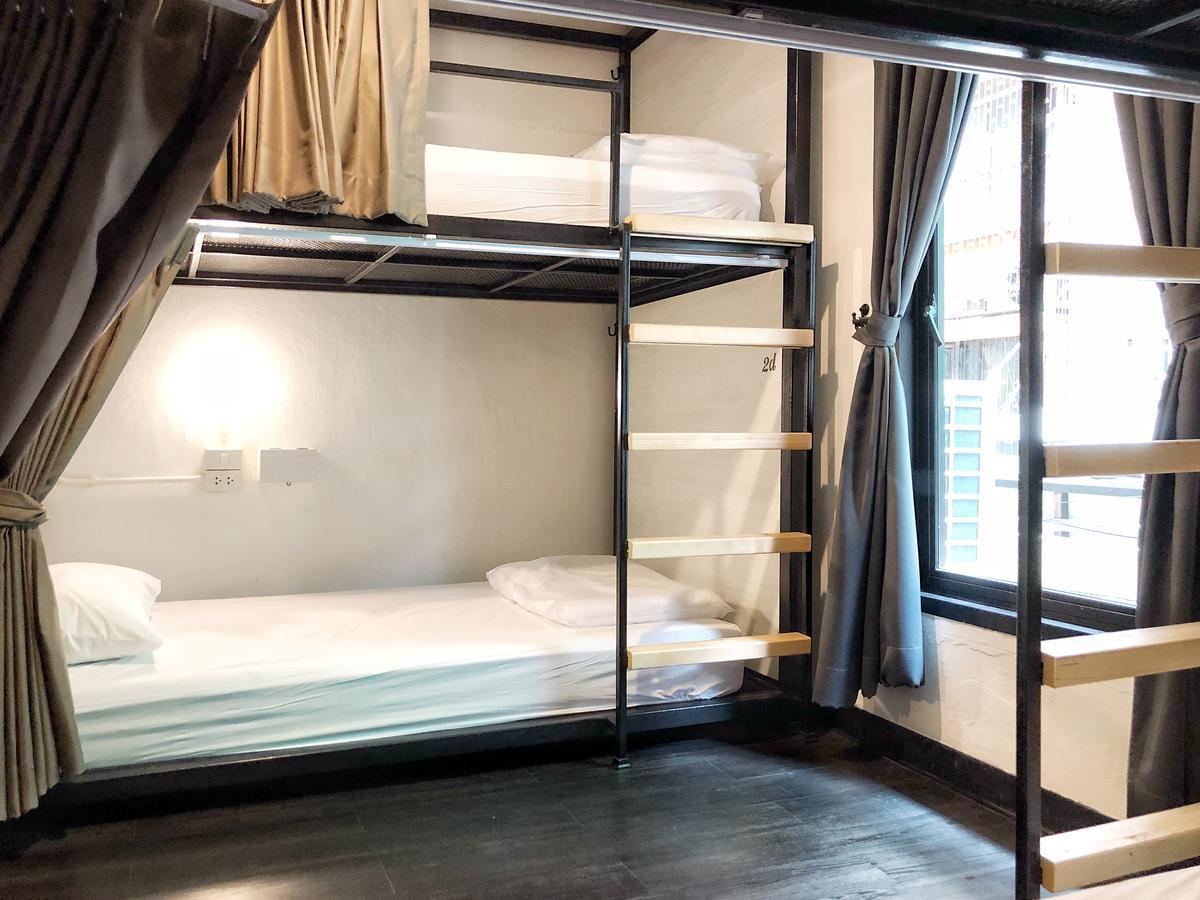 Moon House Hostel Bangkok Extérieur photo