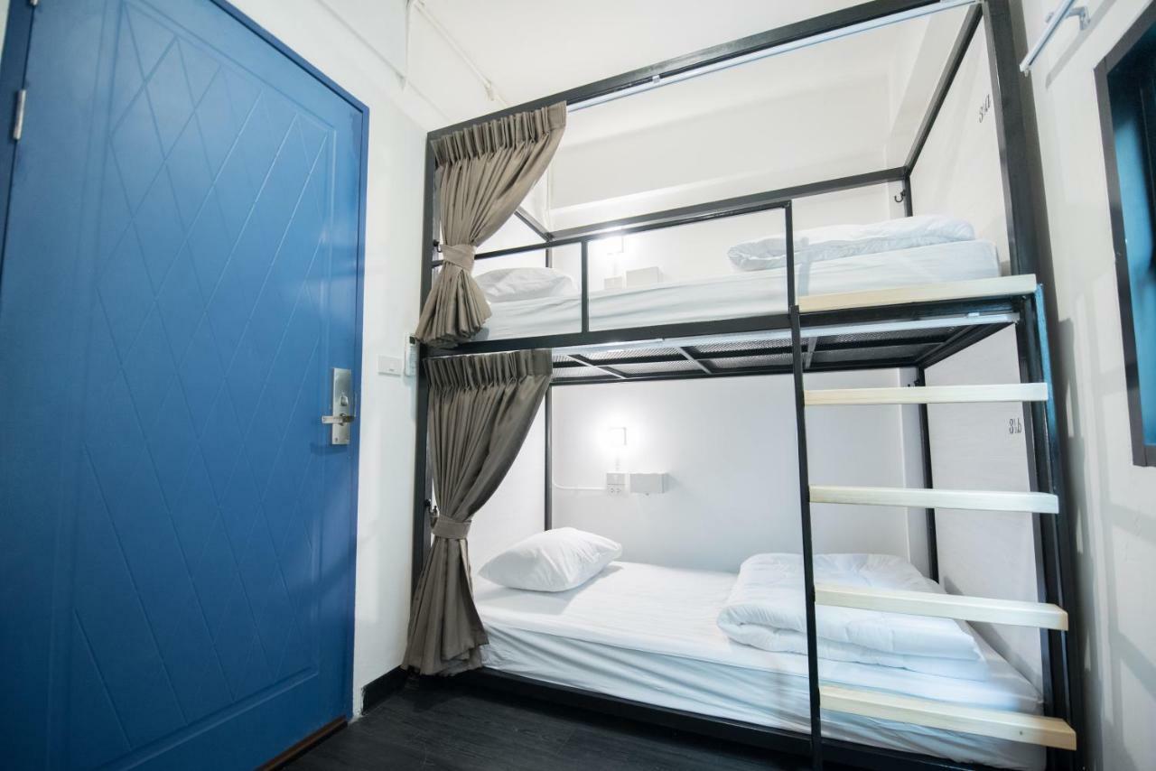 Moon House Hostel Bangkok Extérieur photo